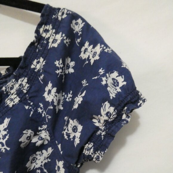 HOLLISTER CALIFORNIA | small | Navy Blue Floral Patterned Blouse | NWOT - Picture 5 of 14